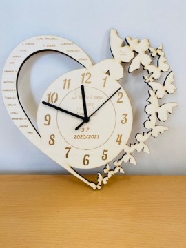 OROLOGIO REGALO MAESTRE CUORE FARFALLE 30x28 cm